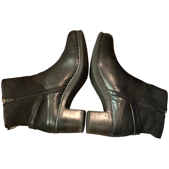 Dansko Booties Womens Size EU 40 Hayley Black Leather Ankle Side Zip - Picture 4 of 8